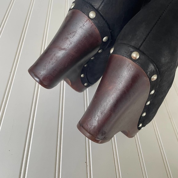 UGG Leather Carnegie Wood sole studded boots size 9 - Picture 8 of 15